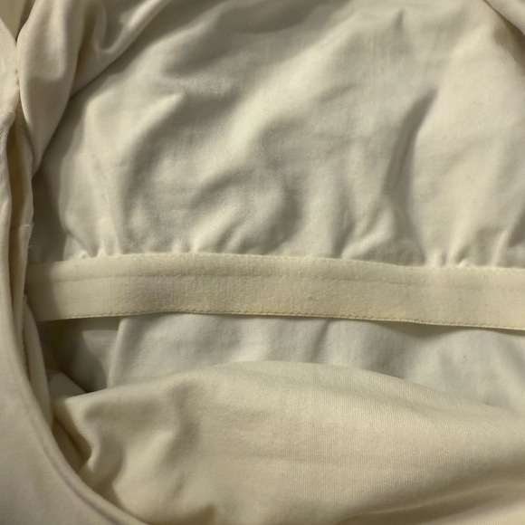 White House Black Market scoop neck cream sleeveless  stretchy cami Women’s Med - Picture 9 of 9